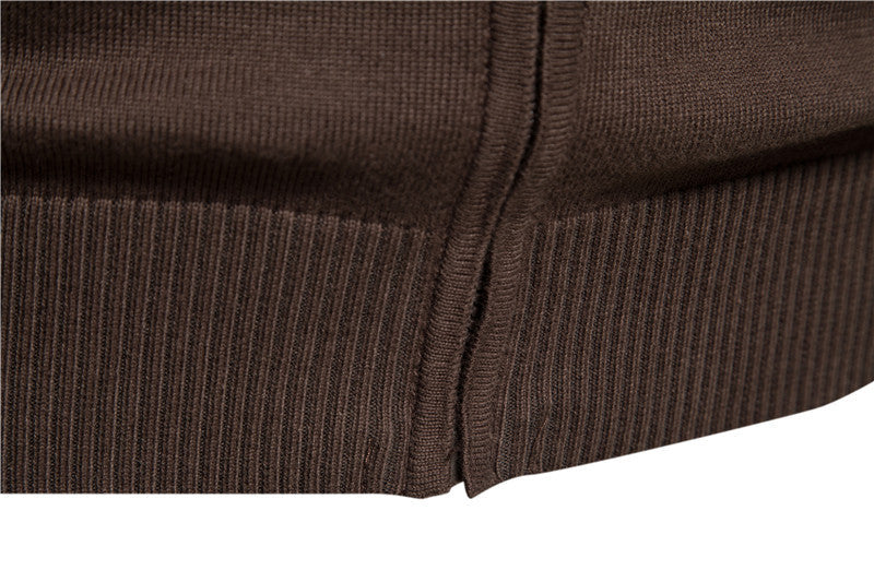 Men's casual colorblock zip sweater, ideal for versatile layering.