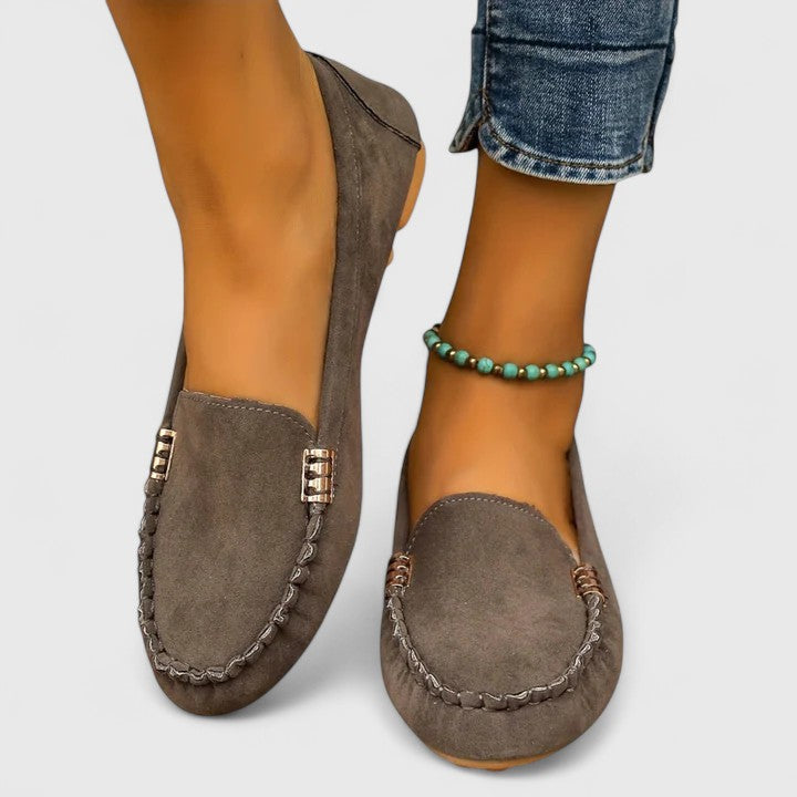 Comfortable women's orthopedic slip-on loafers, ideal for all-day support and versatile styling.