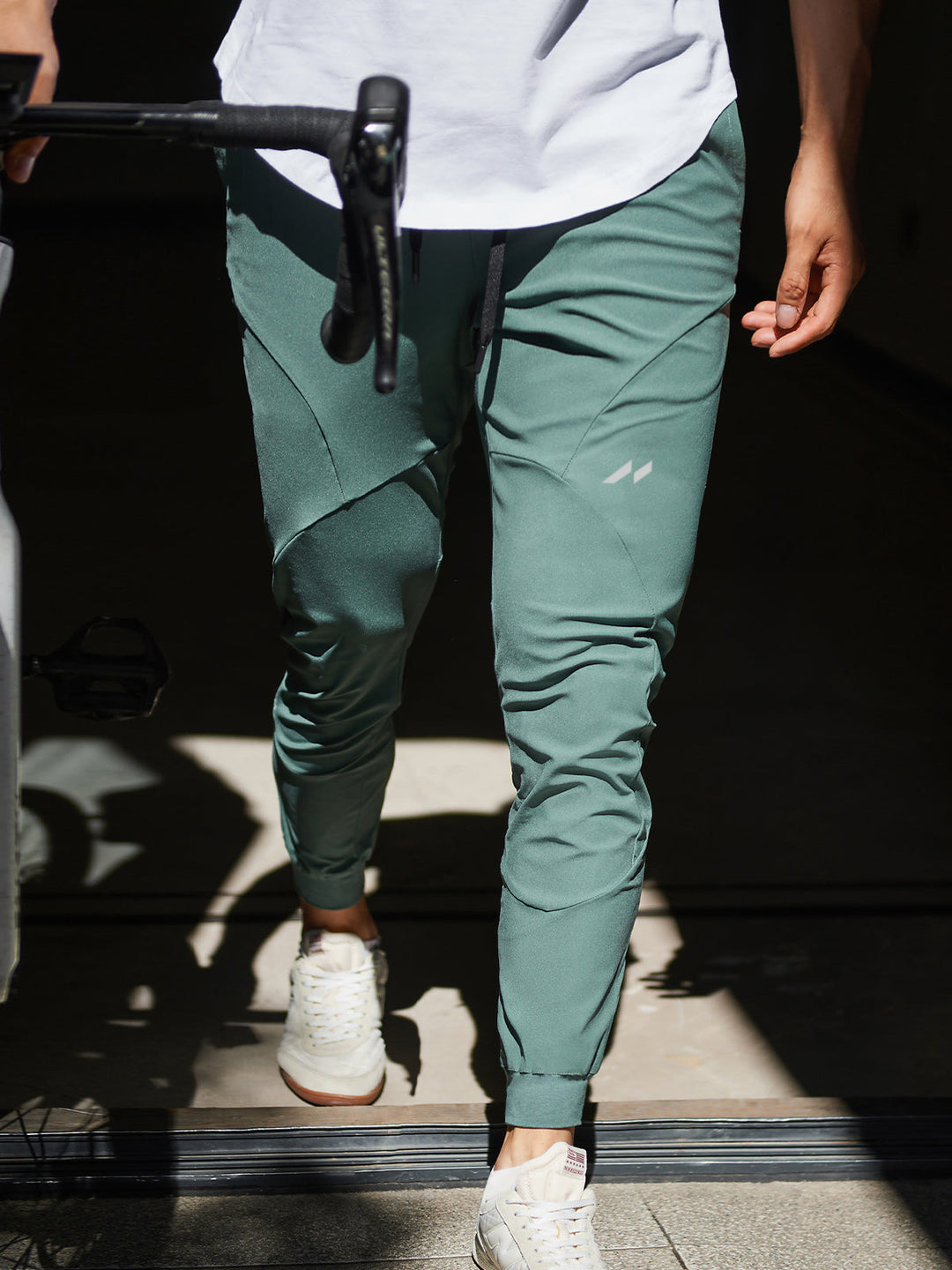 Valenza men's tapered joggers, quickdry athletic pants for workouts, travel & active comfort.