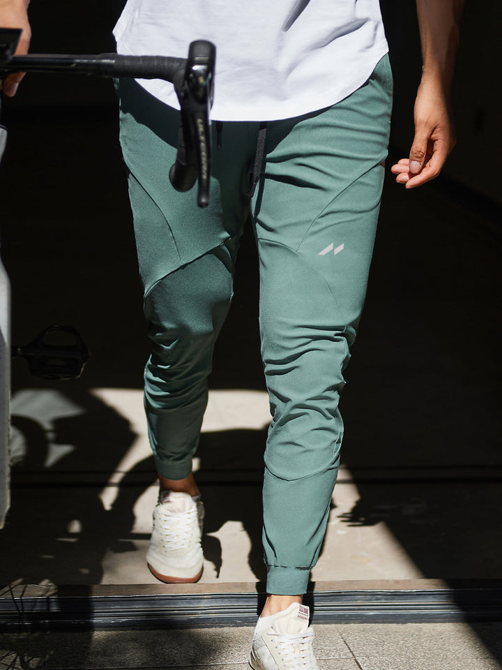 Valenza men's tapered joggers, quickdry athletic pants for workouts, travel & active comfort.