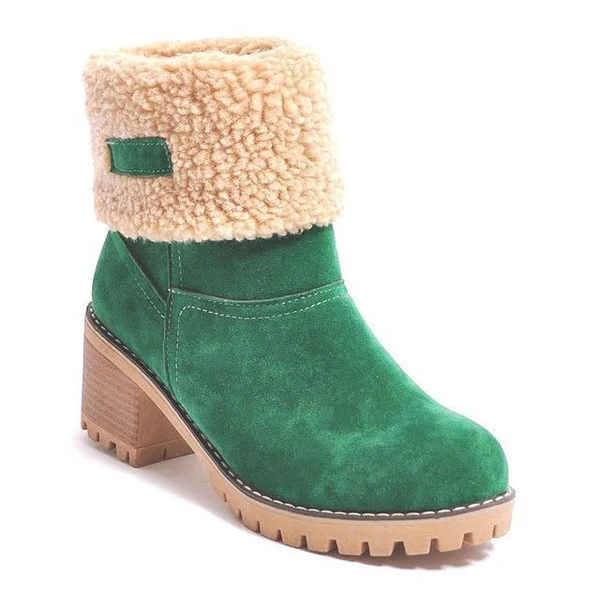 Waterproof women's snow boots with a stylish block heel. Warm winter footwear, ideal for cold weather and ultimate comfort.