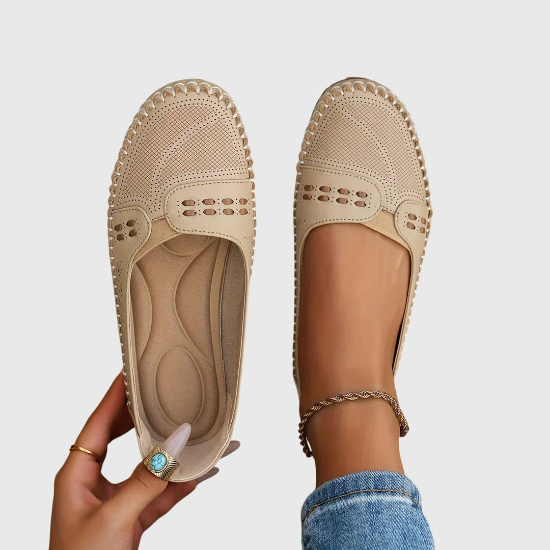 Women's lightweight orthopedic slip-on shoes, black, with arch support for all-day comfort.