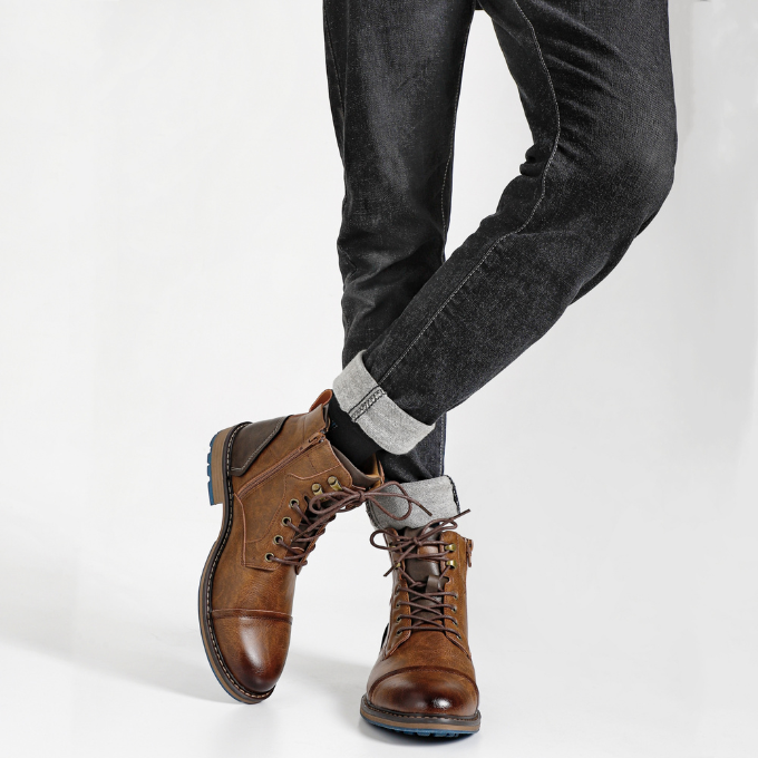 Stylish men's Bayshore rugged boots with side zip, perfect for casual everyday fashion.