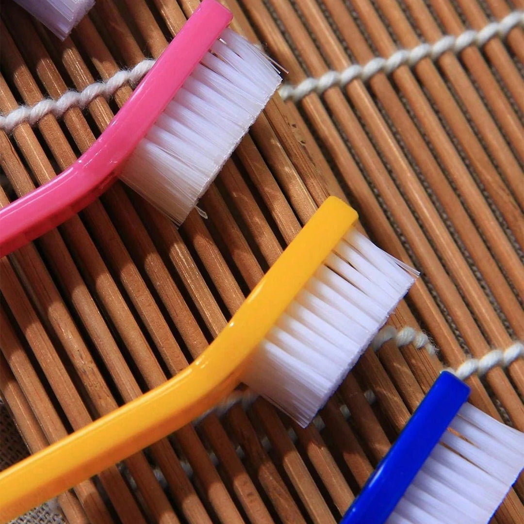 Unisex pet dental care set: five double-sided toothbrushes for effective dog and cat oral grooming