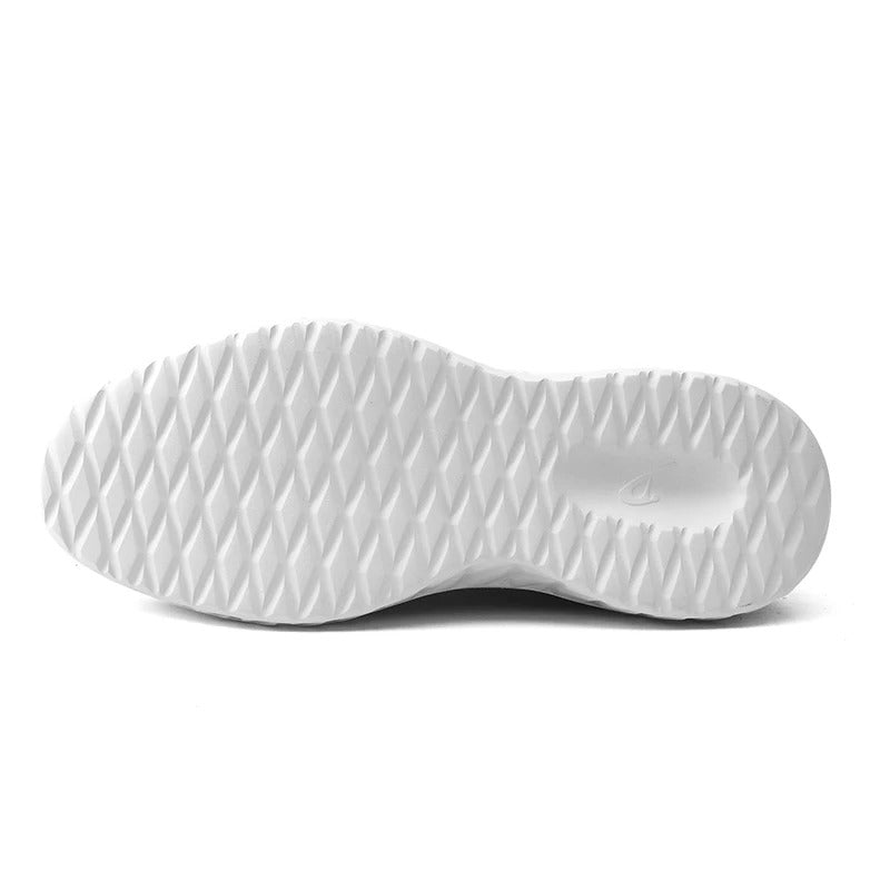 Athletic casual Men's Kingsley knit sneakers, offering breathable comfort & modern style.