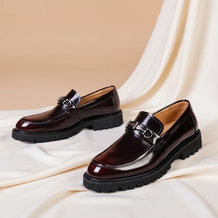 Comfortable men's classic style loafers, easy slip-on design for daily wear and office fashion.