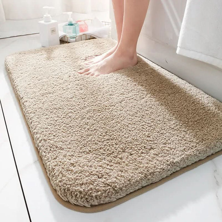 Cozy home comfort: Ultra-soft, non-slip bath mat. Luxury quick-dry absorbent microfiber rug for elegant bathroom floors.