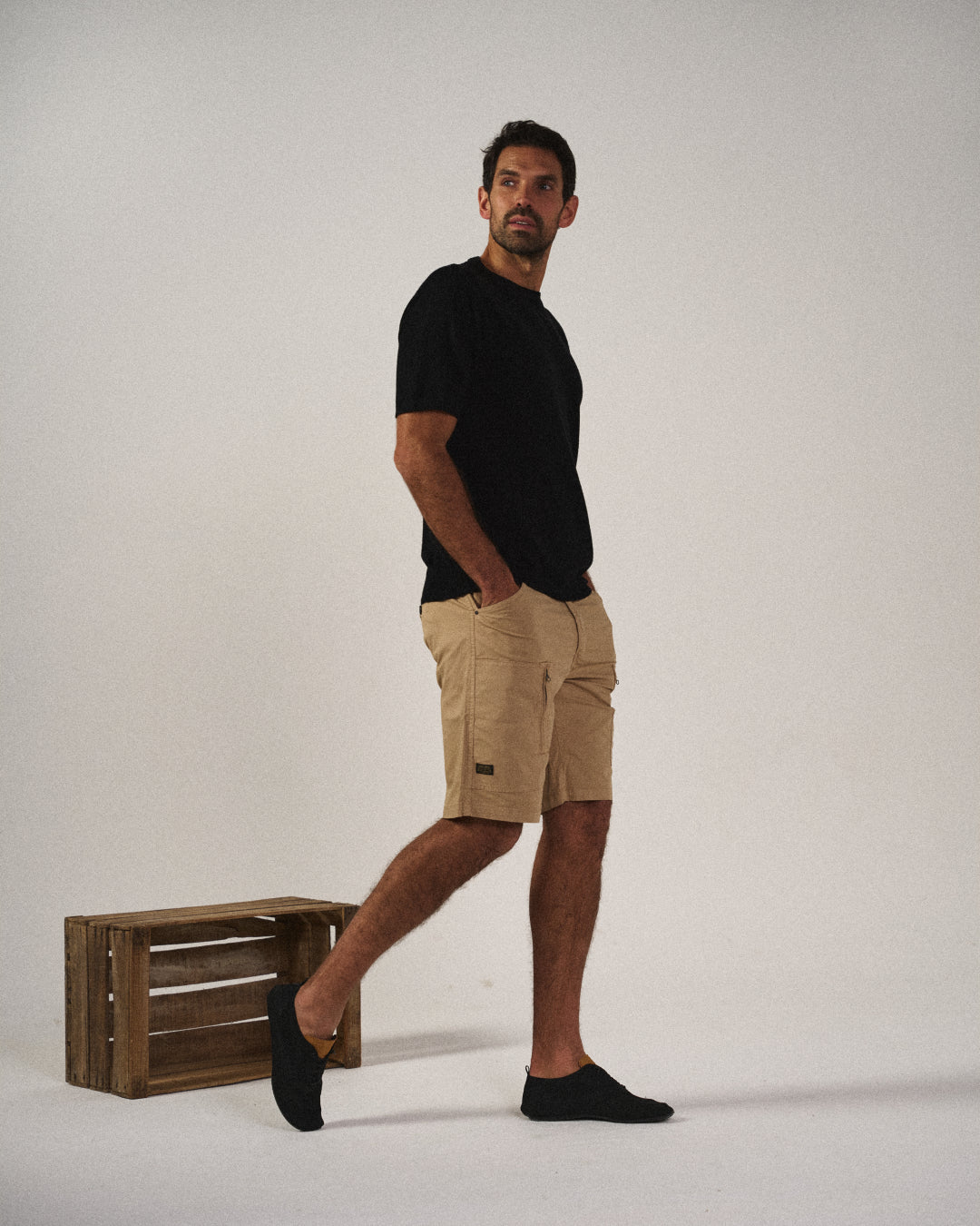 Stylish men's Hampton cargo shorts, designed for everyday comfort and versatile fashion.