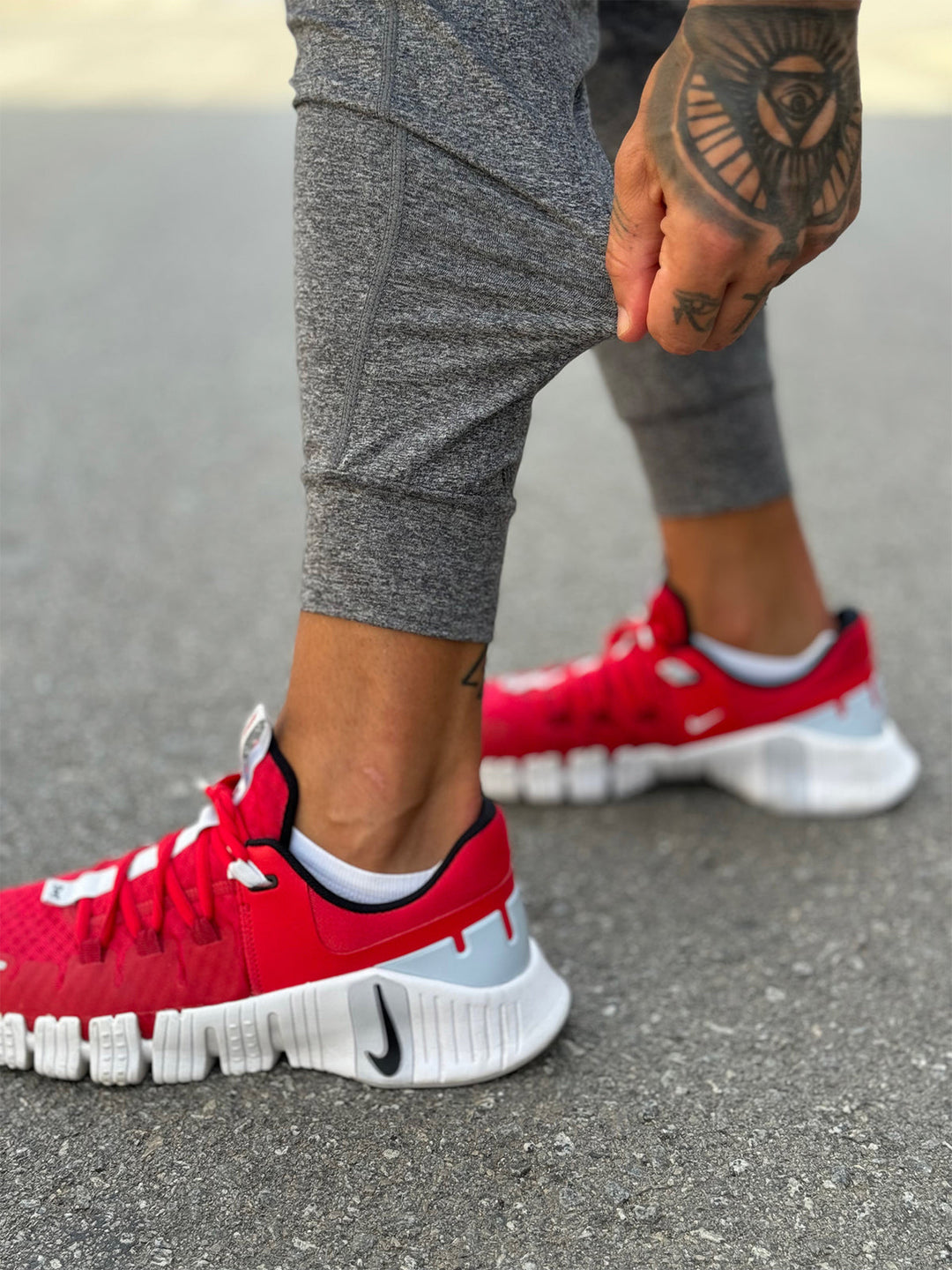 Men's performance-driven stretch joggers; activewear for ultimate comfort & flexibility.