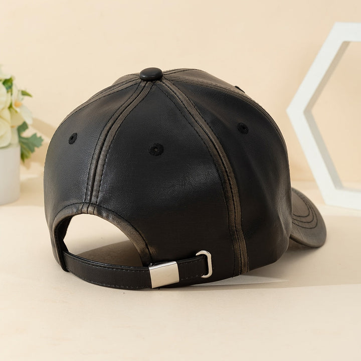 High-quality men's classic black leather hat, a durable and sophisticated fashion statement.
