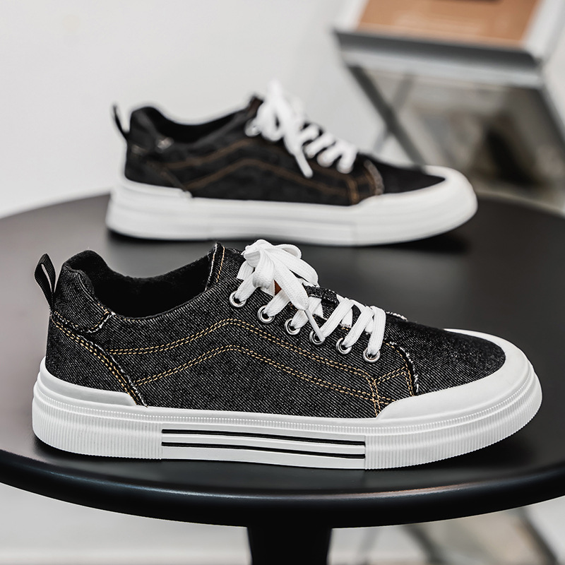 Comfortable men's daily wear footwear, stylish urban sneakers for walking & street style.