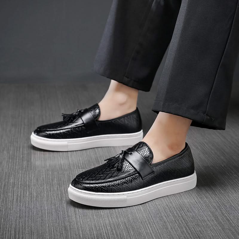 Textured Marcelli men's tassel loafers. Stylish slip-on comfort footwear, ideal for modern mens fashion.