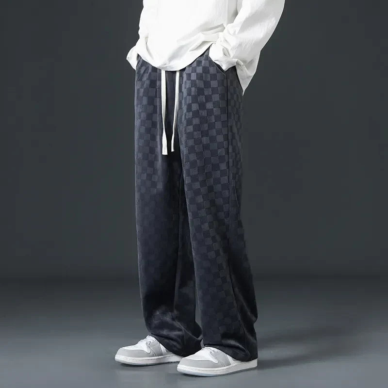 Cozy, ultra-soft fleece sweatpants for unisex relaxed fit, ultimate comfort in loungewear.