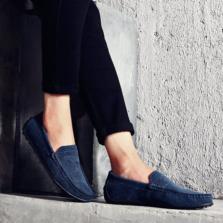 Comfortable men's Hudson loafers, ideal slip-on shoes for daily wear & everyday elegance. Classic men's footwear.
