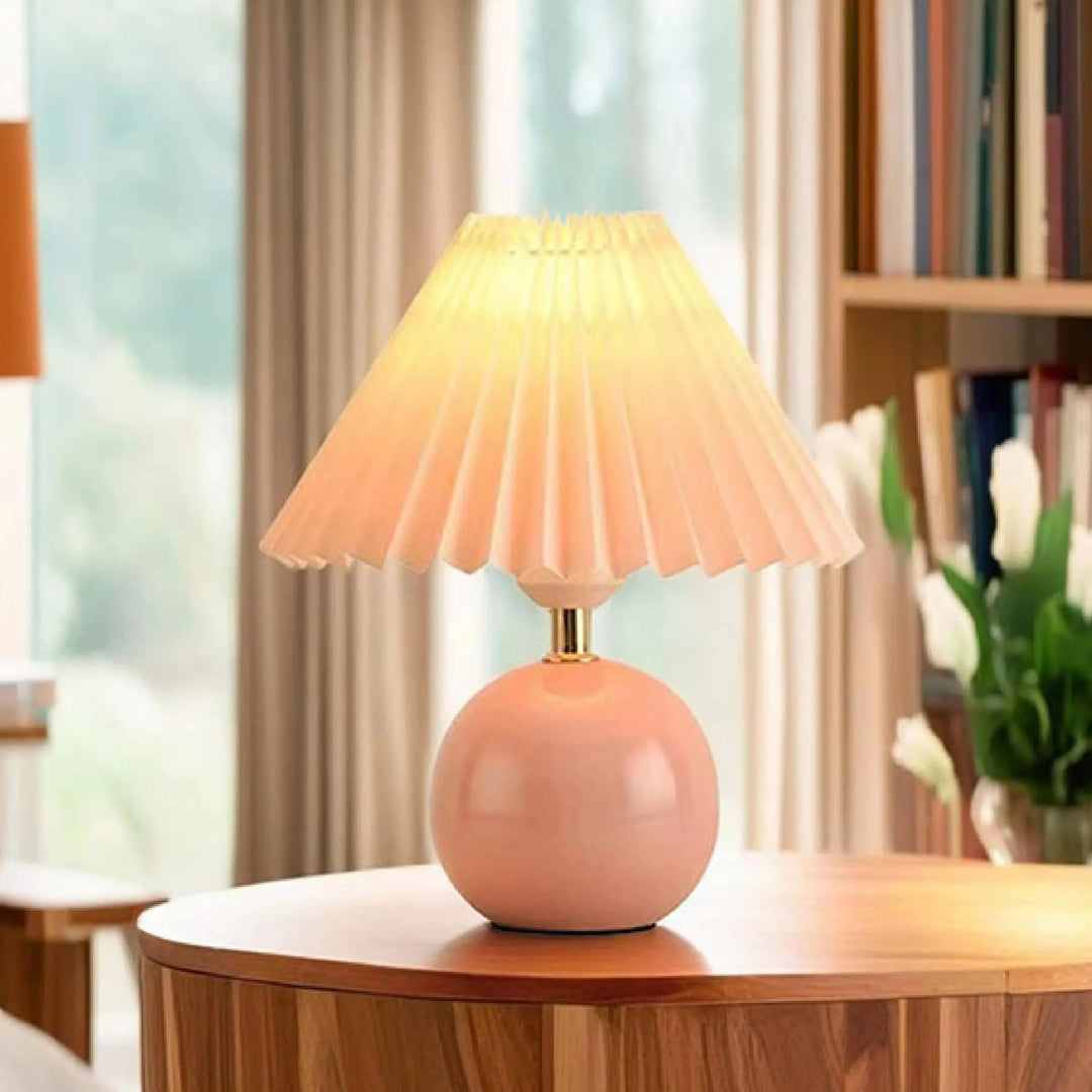 USB-powered foldable LED pleated lamp, a convenient and modern desk or bedside lighting solution.