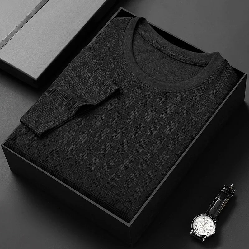Men's basic crew neck t-shirt, offering ultimate comfort and a stylish fit for casual wear.