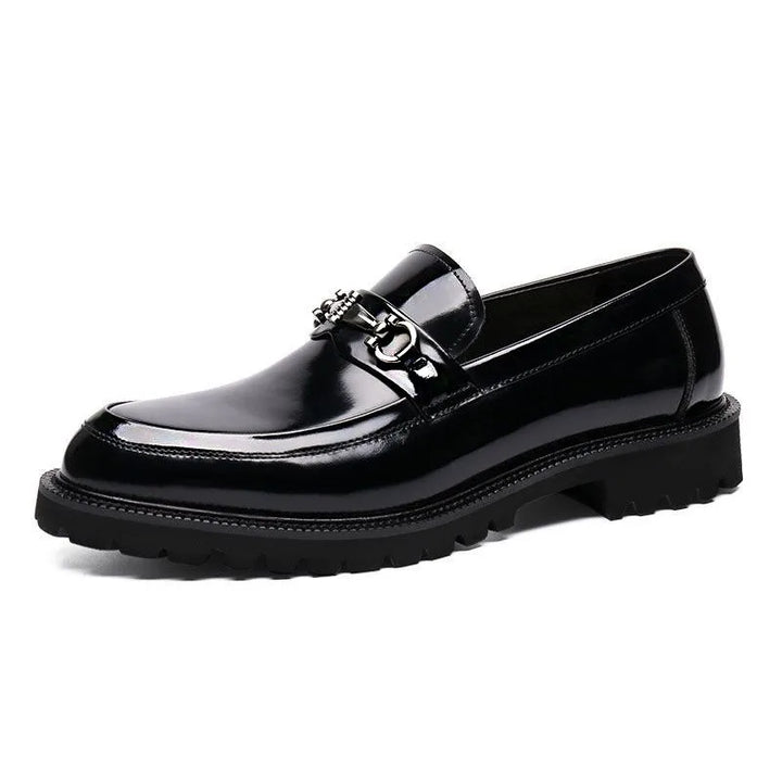 Stylish men's slip-on loafers, great for daily fashion and adding a classic touch to casual outfits.