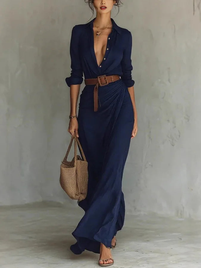 Flowing V-neck wrap maxi dress for women, elegant and versatile. Ideal for stylish day-to-evening fashion.