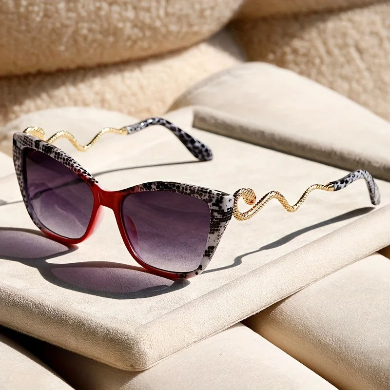 Serpentina unisex fashion sunglasses on white, a stylish & bold eyewear accessory for modern individuals.