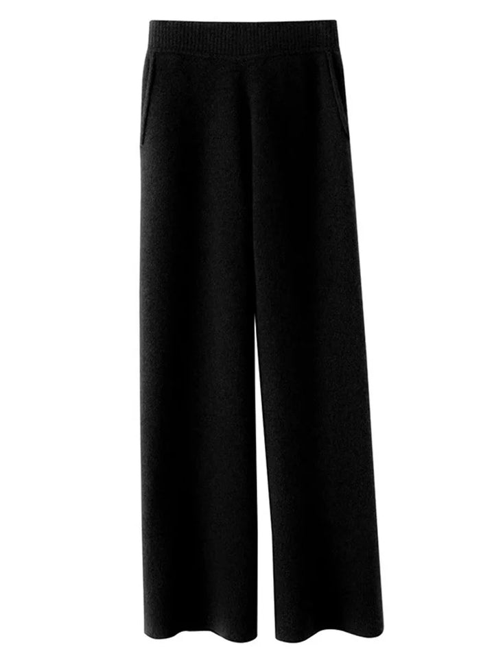 Comfortable high-waist lounge pants for women. Ideal for relaxing at home or casual everyday activities.