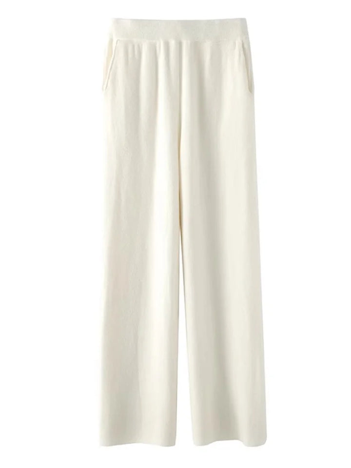 Plush women's high-waist cozy lounge pants. Experience ultimate comfort in these relaxed fit casual pants.