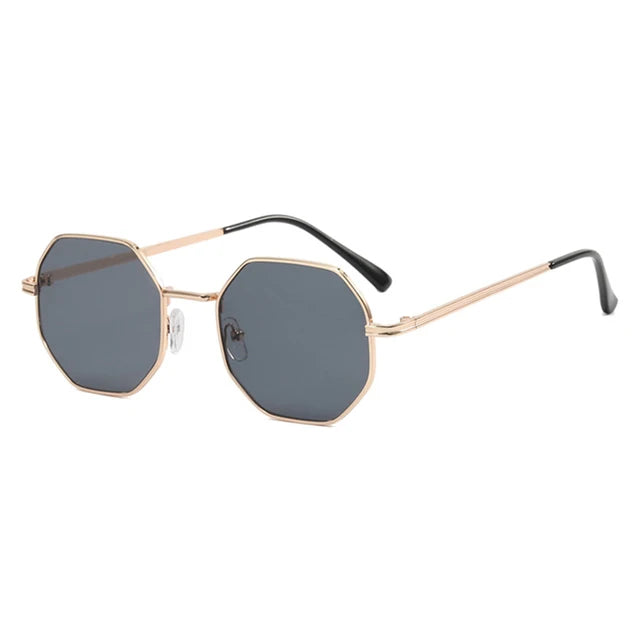 Stylish black tetragon shades, UV protective eyewear for all genders, very trendy.