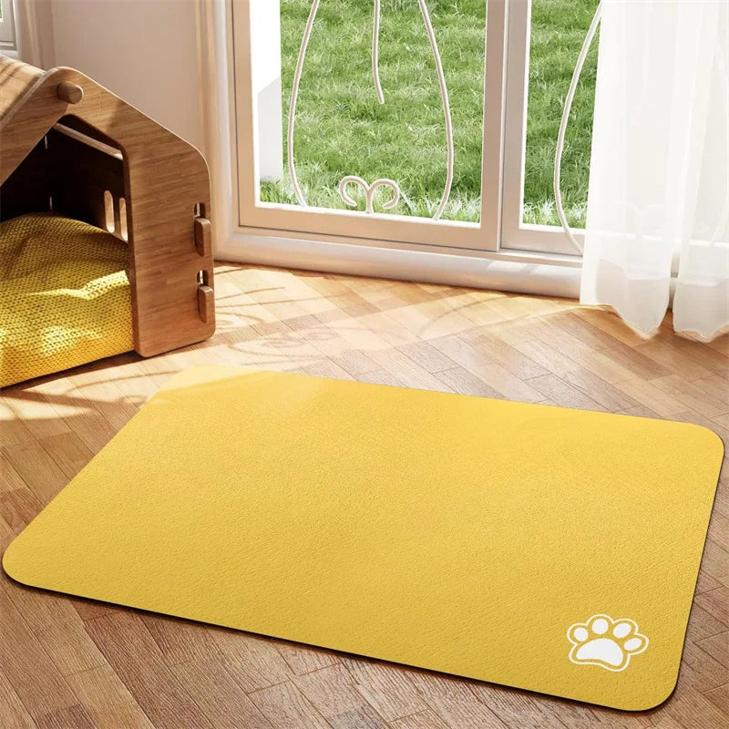 Close-up of quick-dry textured pet feeding mat for dogs and cats, absorbent pet placemat