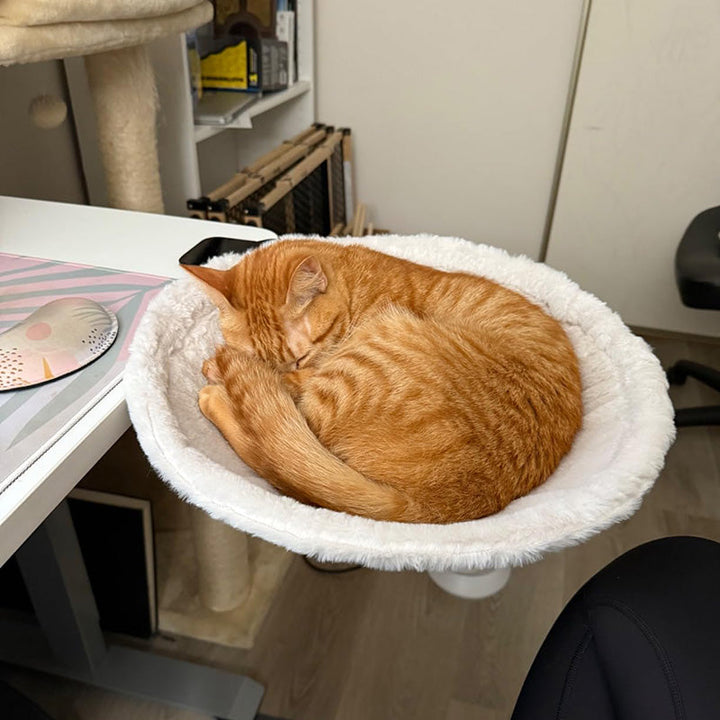 Packaging shot of the adjustable cat desk bed seat with plush faux fur, showcasing pet supplies.