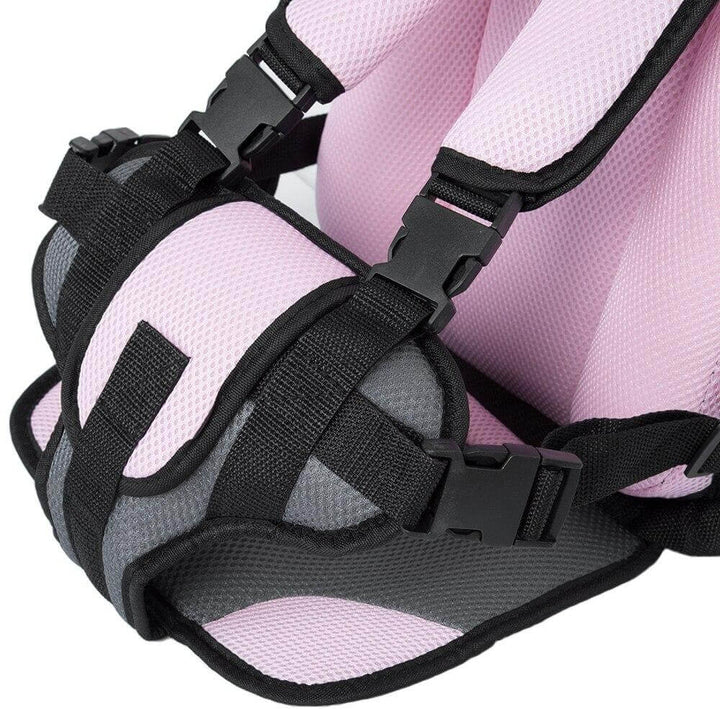 Premium black children's car seat for 0-12 years, Isofix installation, multiple recline positions.