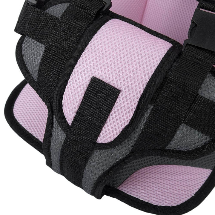 Multi-stage child safety seat for infants, toddlers, juniors (0-12 years), adjustable headrest.