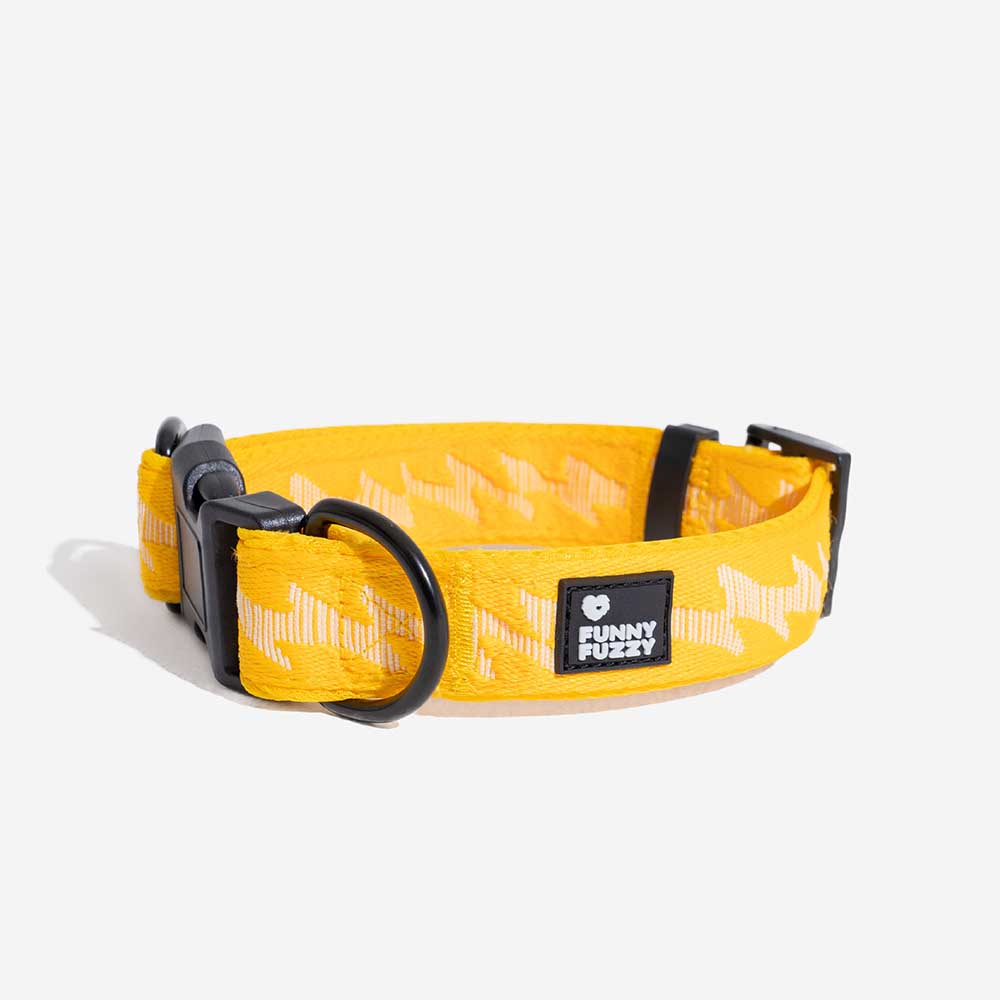 Adjustable orange nylon reflective dog collar for walks & hikes. Durable pet accessory.