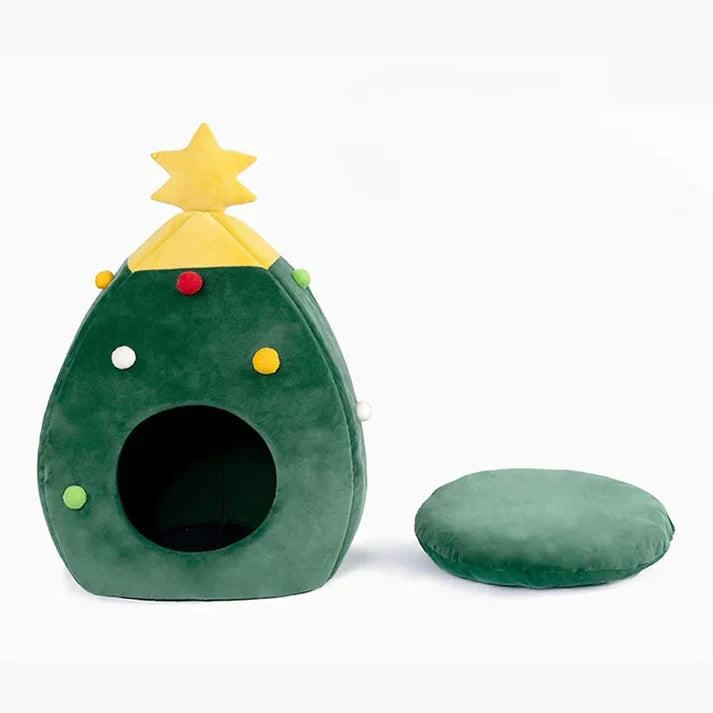 Cute Christmas tree pet house, plush cat house and dog bed, part of pet supplies.