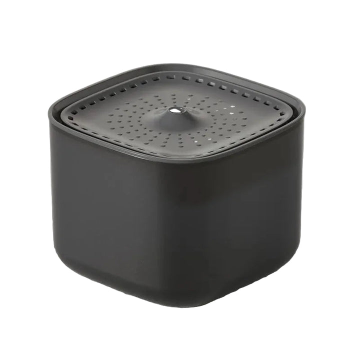 Dog water fountain, automatic 3L capacity, providing filtered and fresh water with quiet operation.