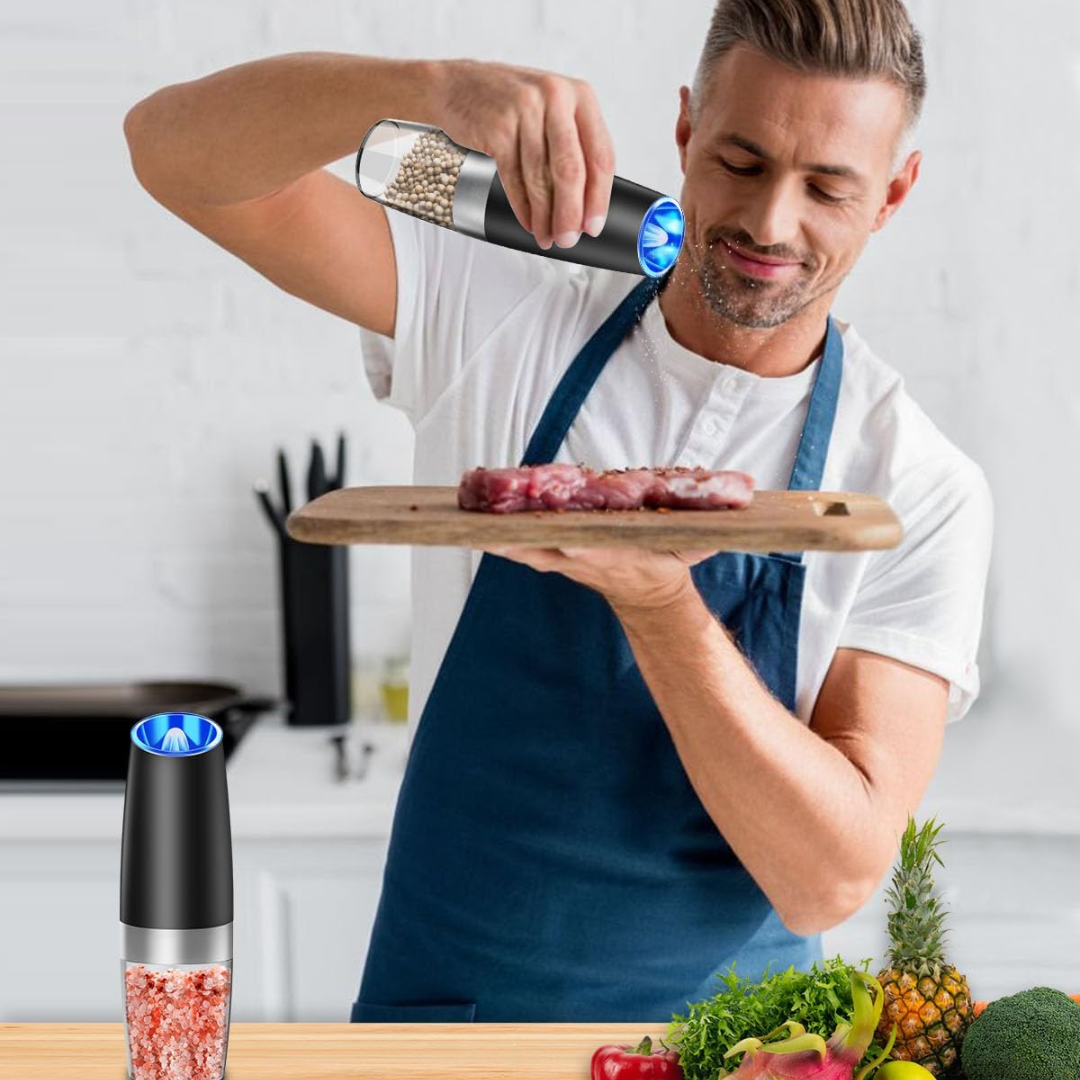 Automatic electric salt and pepper grinder set with USB charging.