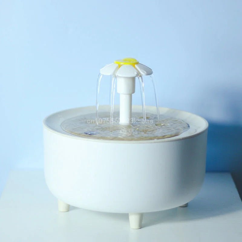 Complete set of automatic pet fountain for cats and dogs, including filter and pump