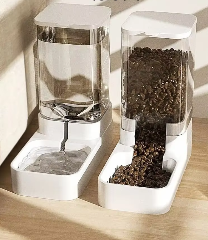 Dual-function automatic pet feeder & water dispenser for hassle-free dog & cat feeding