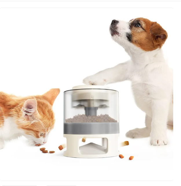 Compact automatic cat feeder, ideal for small spaces, reliable snack dispenser