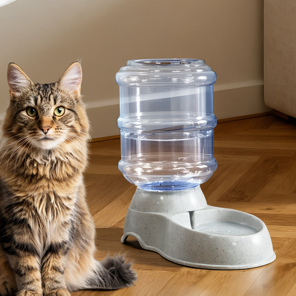 Automatic pet food & water dispenser, 3.5L capacity, gravity-fed for dogs & cats, durable pet care item