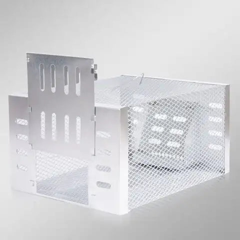 Detailed view of a durable metal mousetrap, automatic and reusable for reliable rodent control