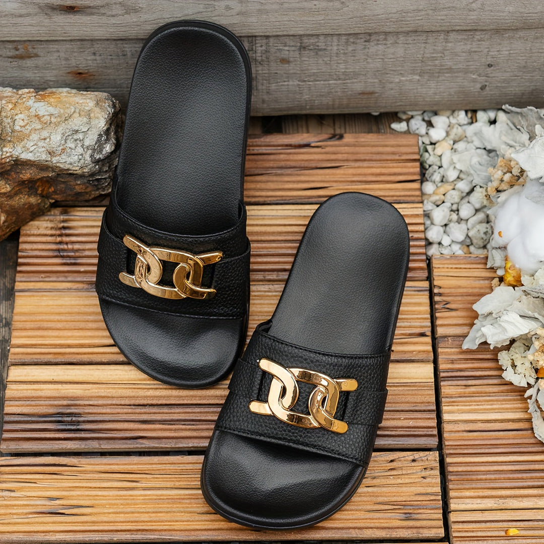 Black women's casual slip-on sandals, perfect for everyday comfort and versatile summer fashion.