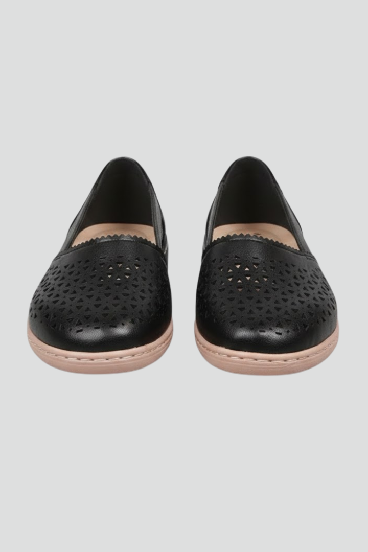 Black women's everyday cutout shoes for all-day comfort. Stylish and breathable casual walking footwear.