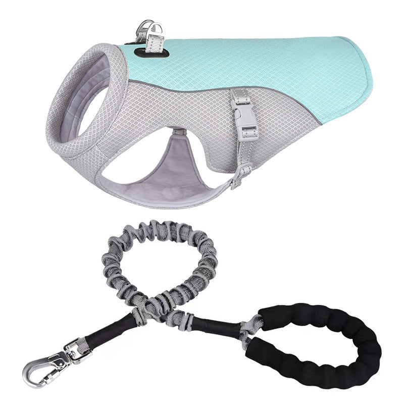 Detail of water-activated cooling technology in dog vest harness, smart pet supplies