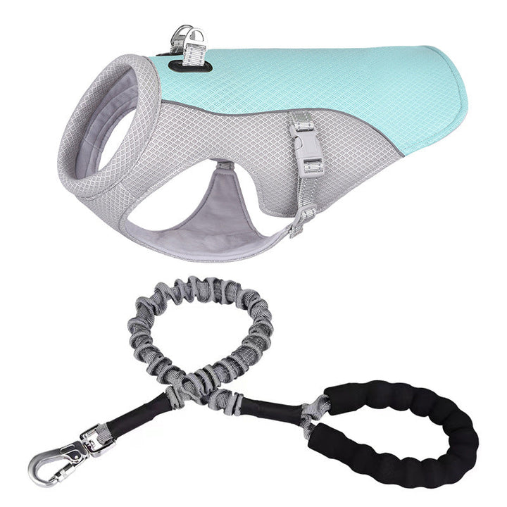 Detail of water-activated cooling technology in dog vest harness, smart pet supplies
