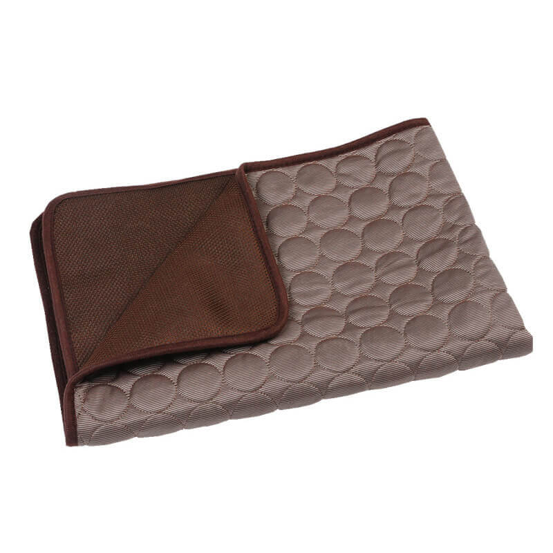 Comfortable self-cooling gel pet bed, a perfect cat mat for summer heat relief