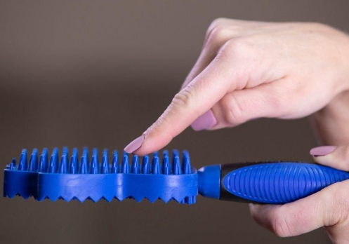 Ergonomic pet grooming massager, blue silicone dog brush for healthy coats
