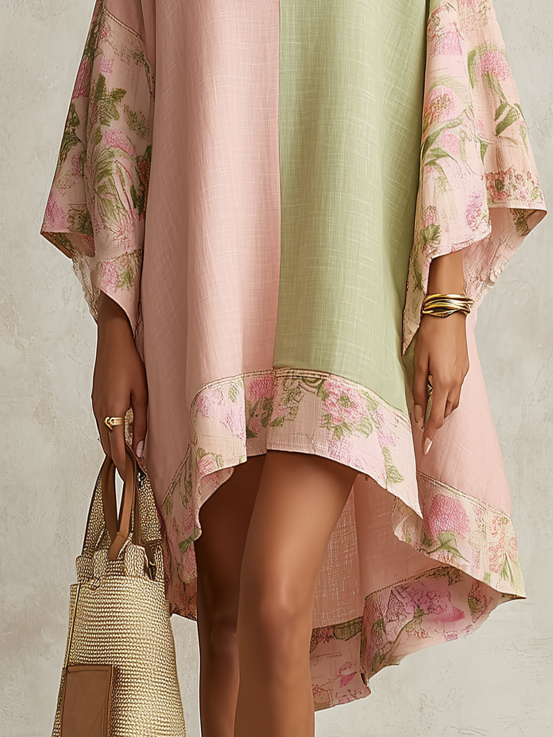 Elegant women's color block kaftan maxi dress with a flattering V-neck and flowing fabric. Comfortable boho style.
