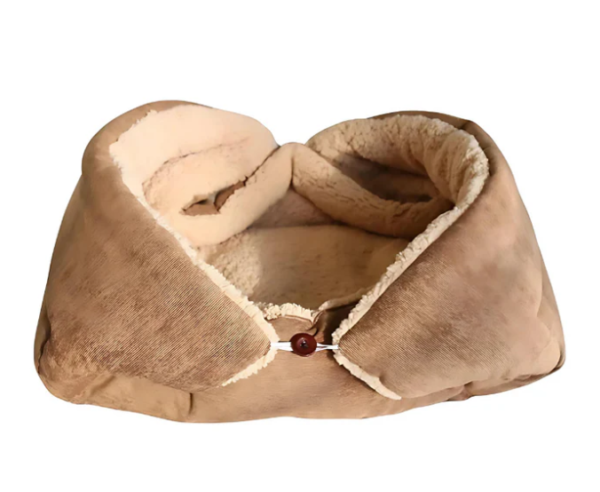 Stylish gray cat accessory, a 2-in-1 pet bed and warm blanket for ultimate feline relaxation.