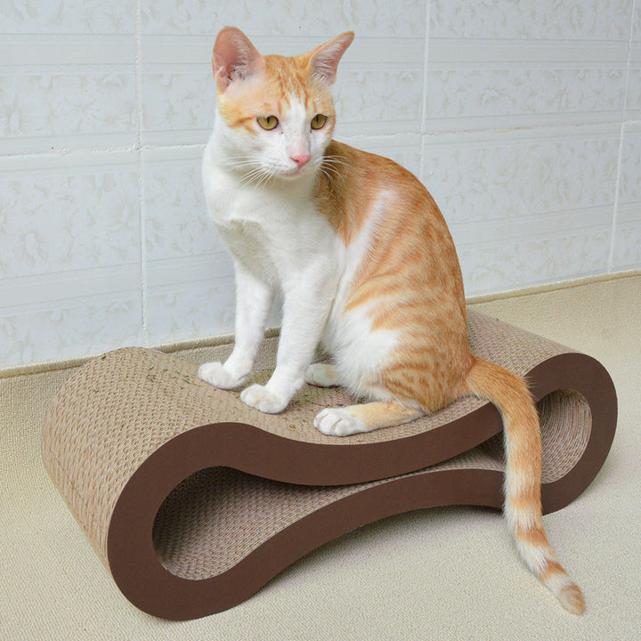 Cat lounge made from corrugated cardboard, infinity shape for scratching and rest