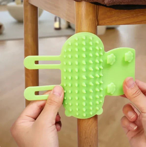 Detail of the textured silicone bristles of the cat self-grooming corner scrubber tool