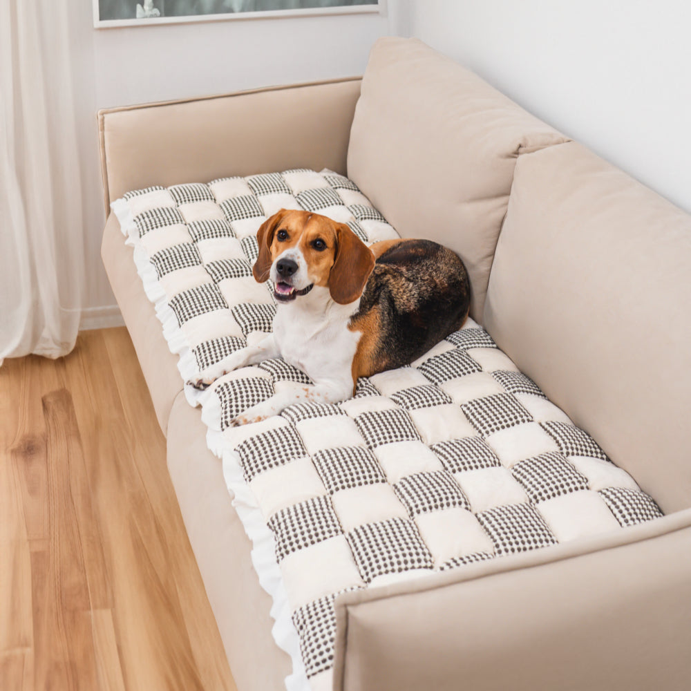 Soft chenille dog and cat mat, checkered pattern sofa cover, secure non-slip design.
